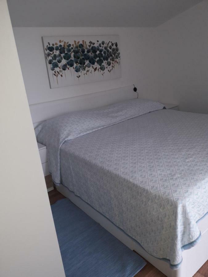 Apartmani Mara I Kata オミシュ エクステリア 写真
